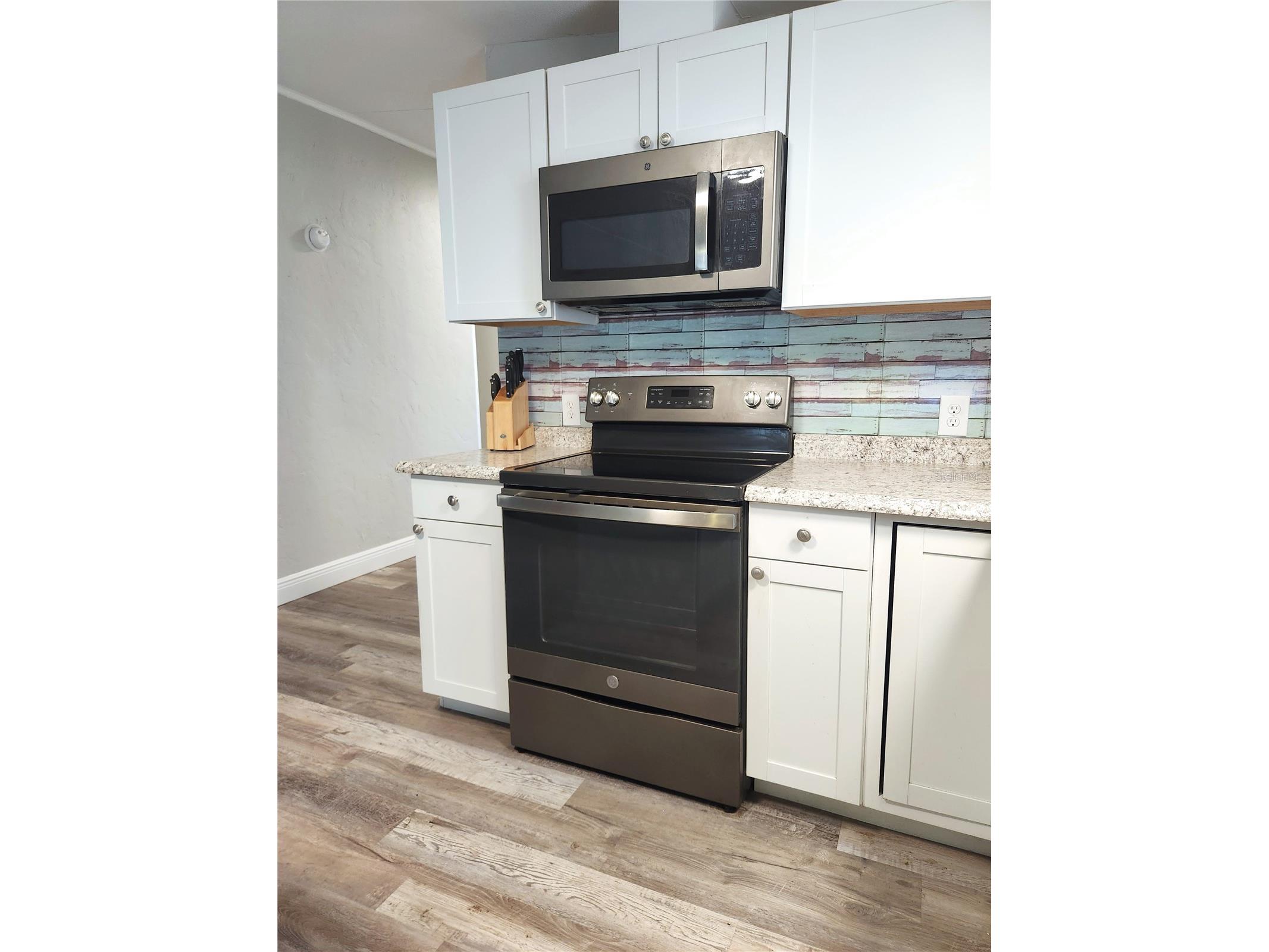 10915 NE 222nd Street Fort Mc Coy FL 32134 - Island Lake OM720034 image6