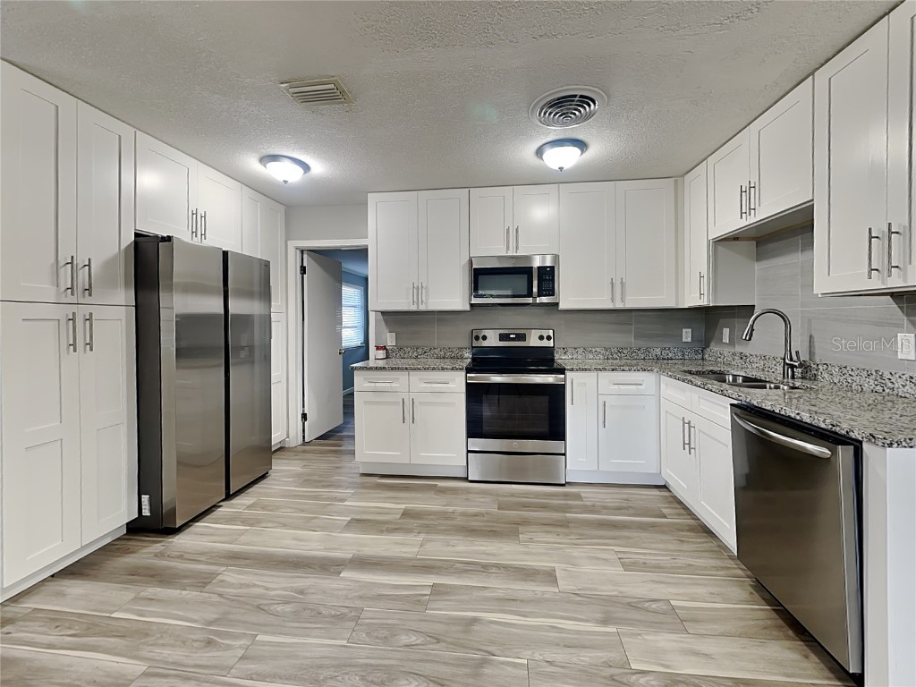 10916 N 14th Street Tampa FL 33612 TB8387997 image4