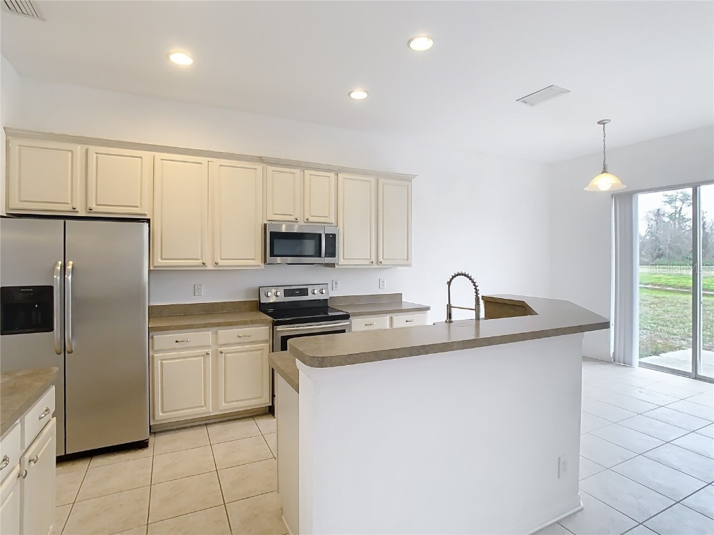 10918 Ancient Futures Drive Tampa FL 33647 TB8356915 image34