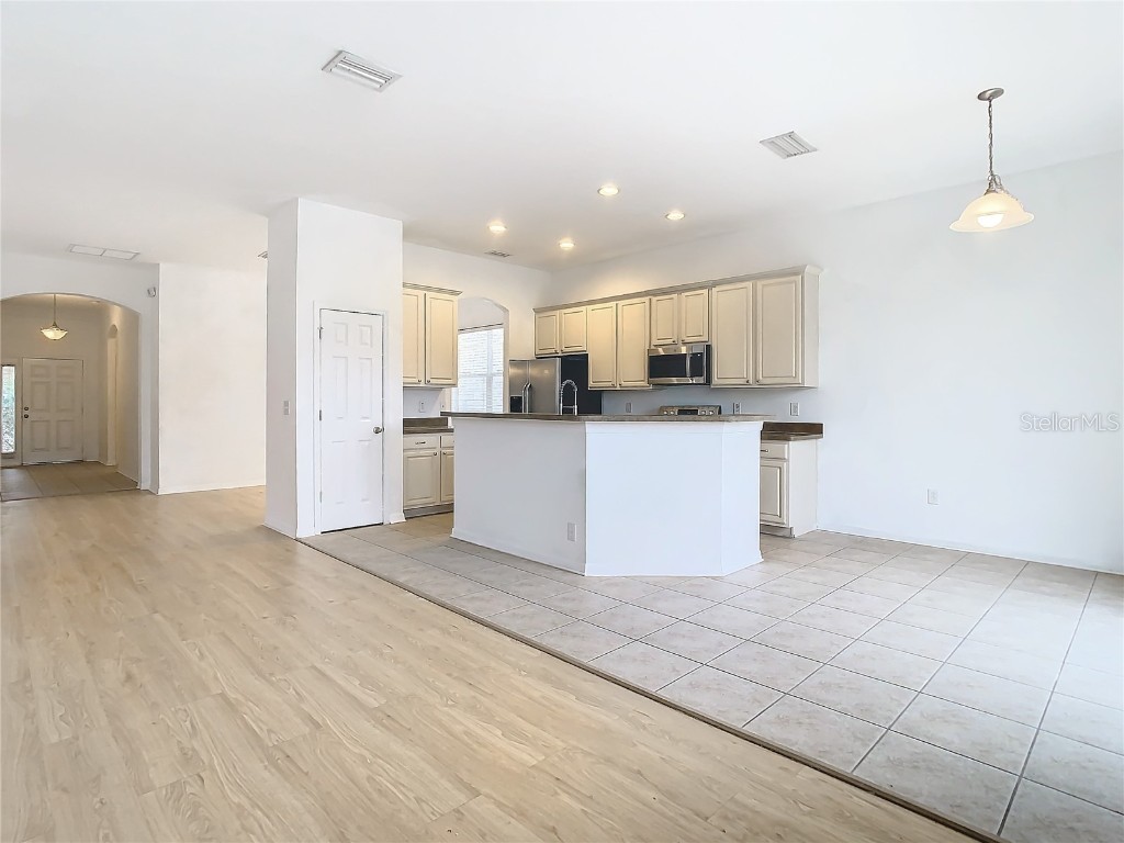 10918 Ancient Futures Drive Tampa FL 33647 TB8356915 image42