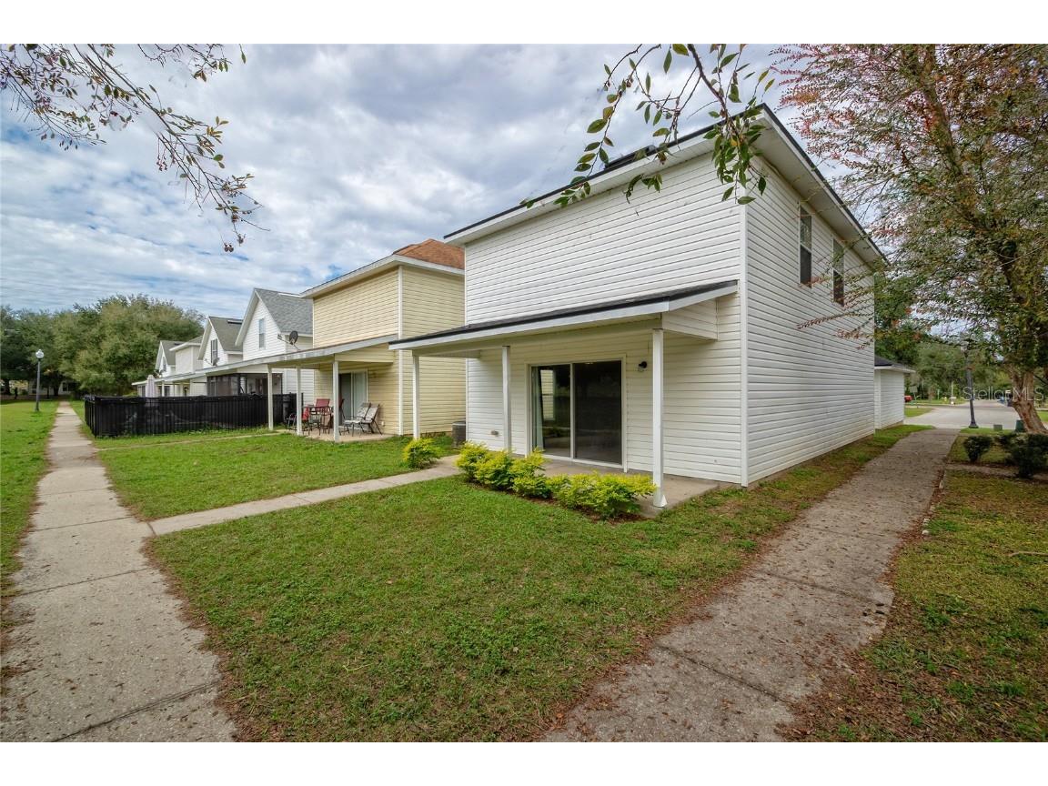 1092 Park Central Circle Groveland FL 34736 O6166471 image1