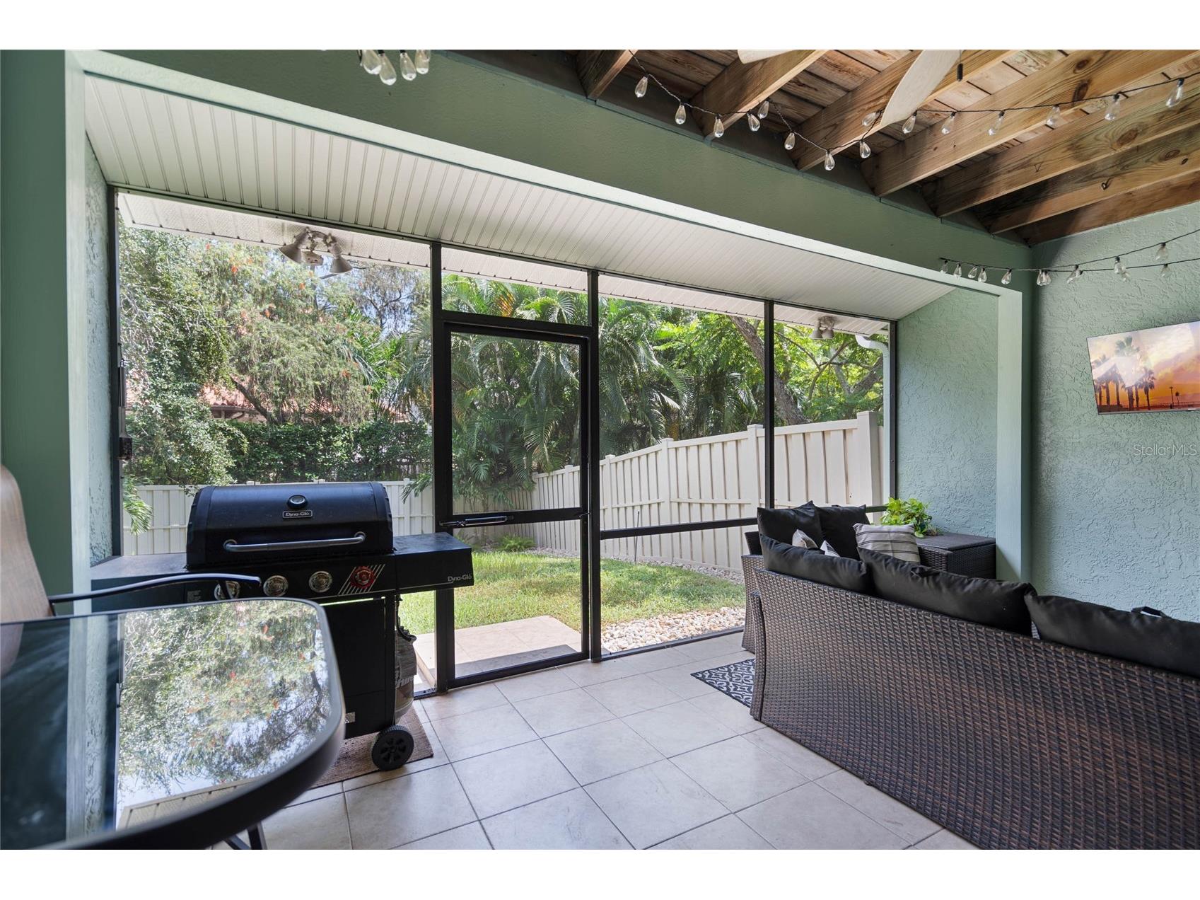 1092 Sanabel Court NE Saint Petersburg FL 33702 TB8497355 image24