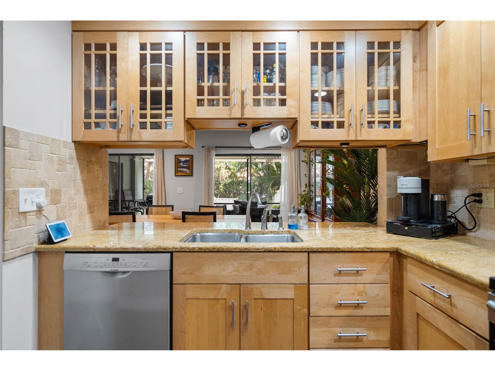 1092 Sanabel Court NE Saint Petersburg FL 33702 TB8497355 image4