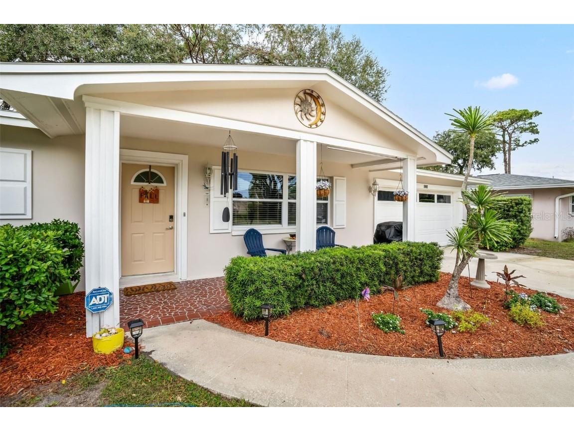 1092 Sousa Drive Largo FL 33771 U8221142 image1