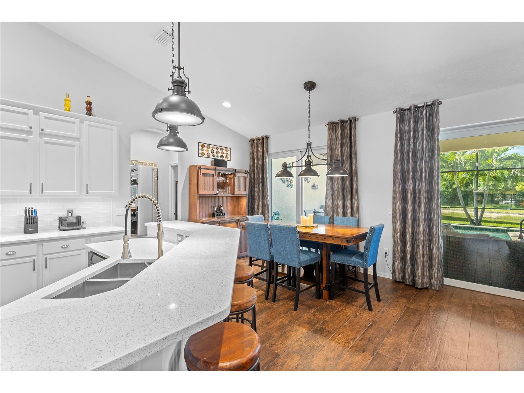 10921 Bluestem Circle Lakewood Ranch FL 34202 A4693069 image17