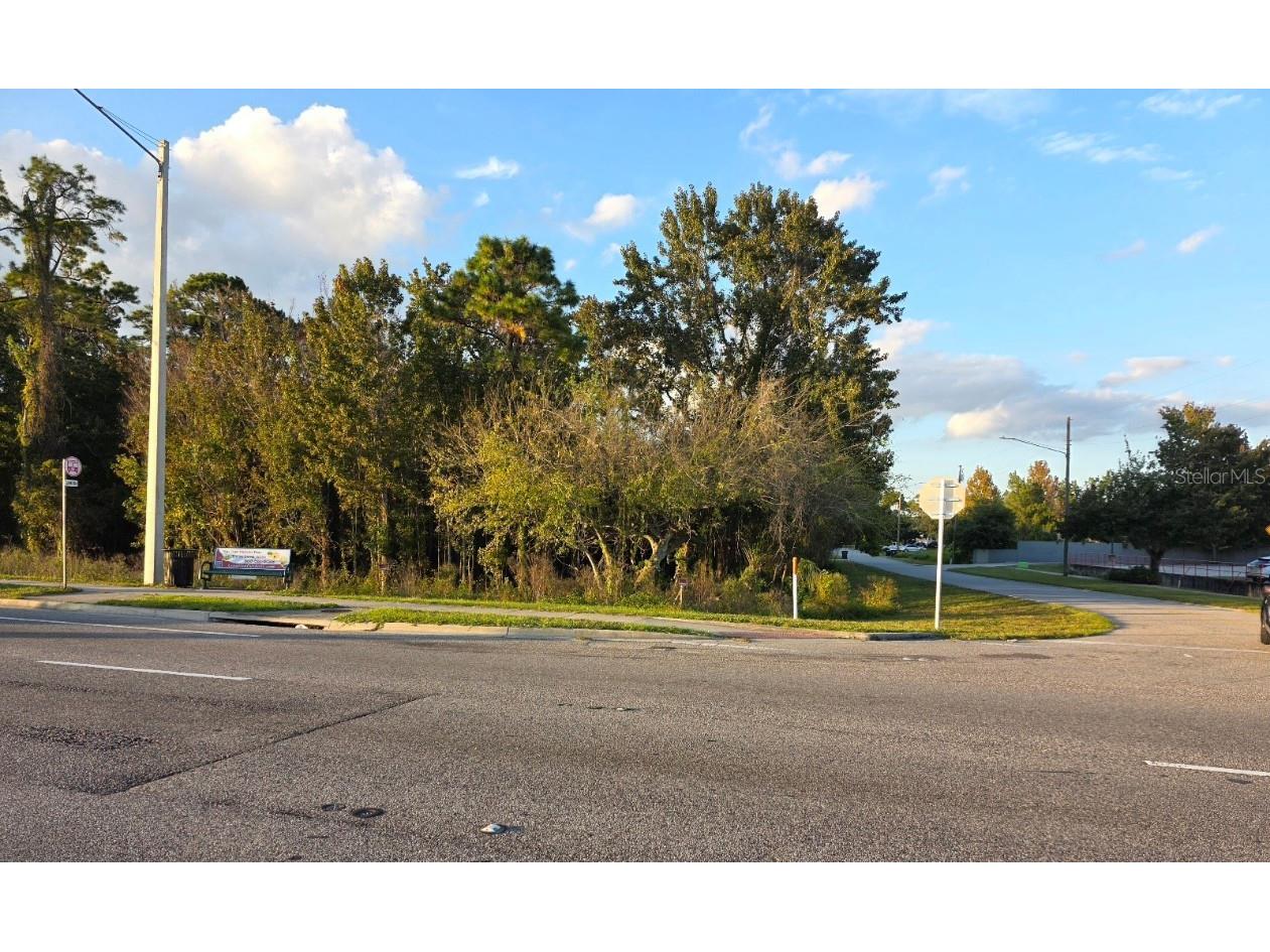 10921 E Colonial Drive Orlando FL 32817 O6359086 image1