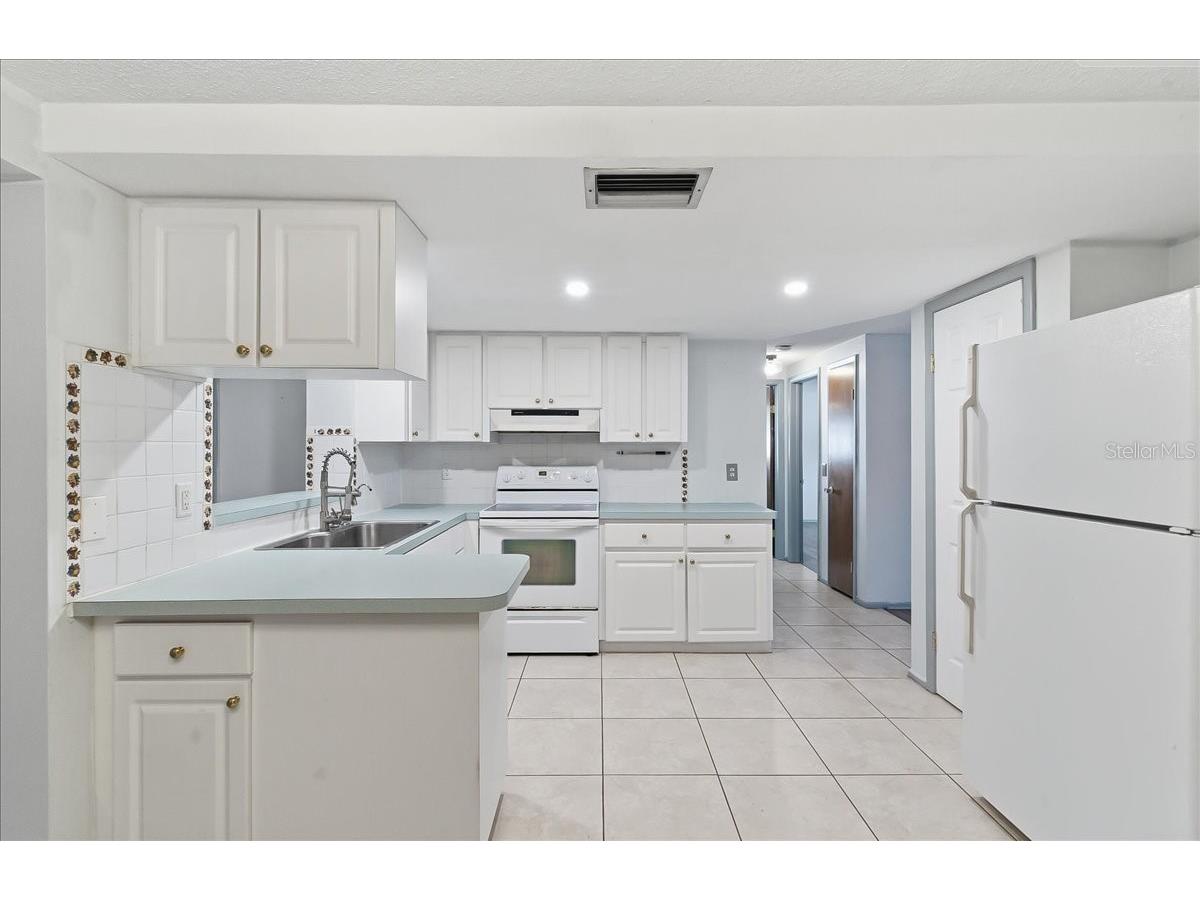 10921 Manchester Road Port Richey FL 34668 A4681282 image9