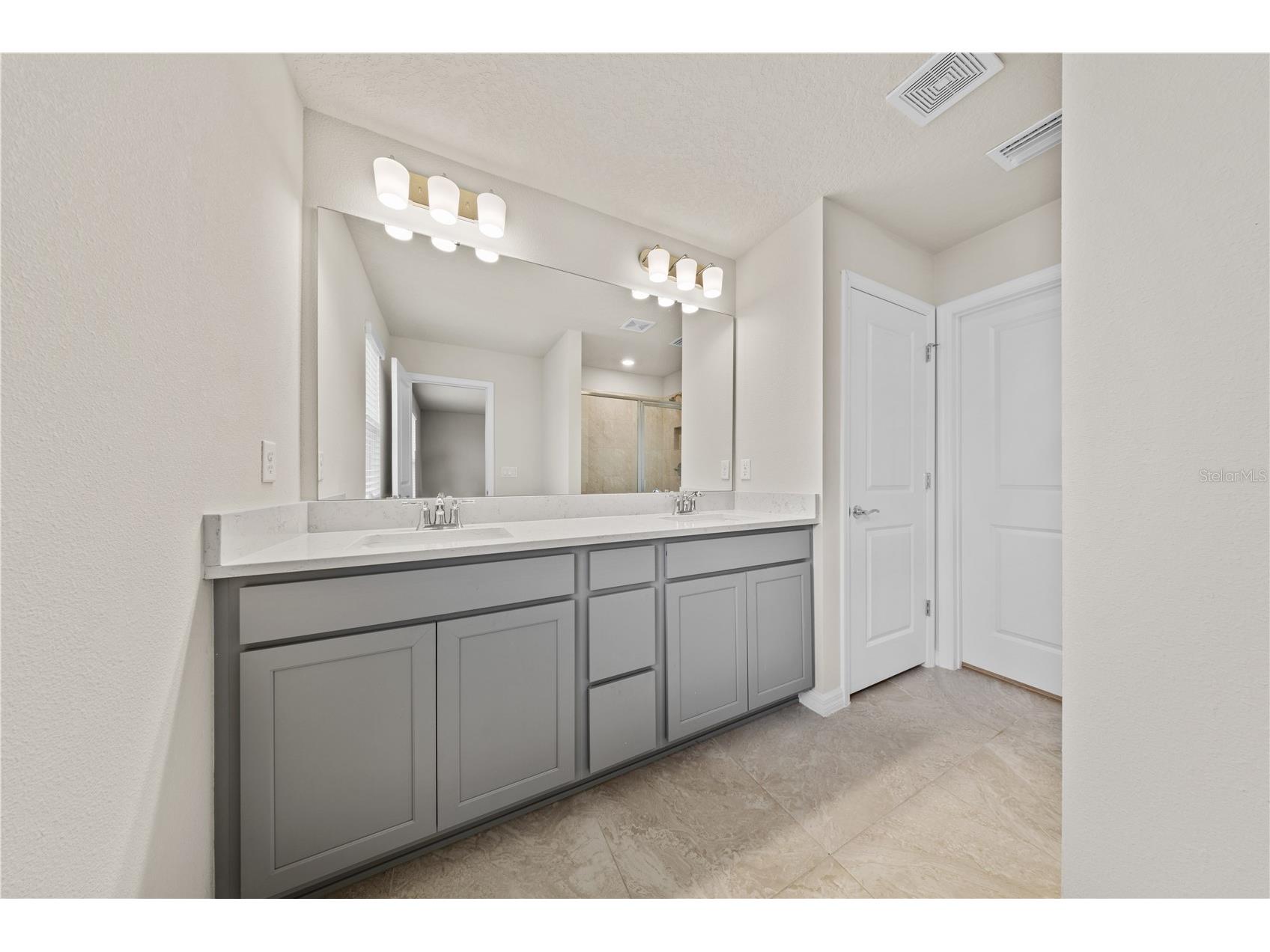 10922 Felicity Alley Orlando FL 32829 S5153993 image34
