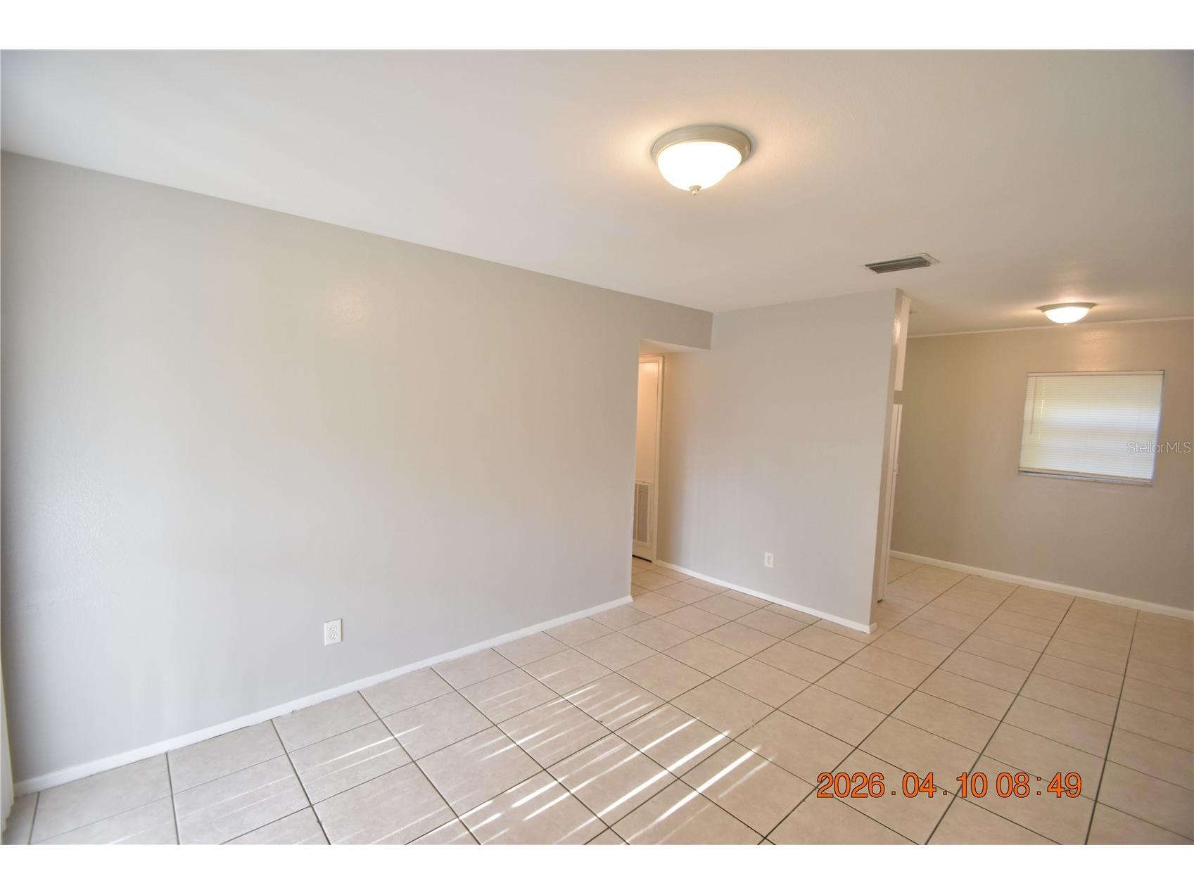 10922 N Hyacinth Avenue Tampa FL 33612 TB8497185 image2