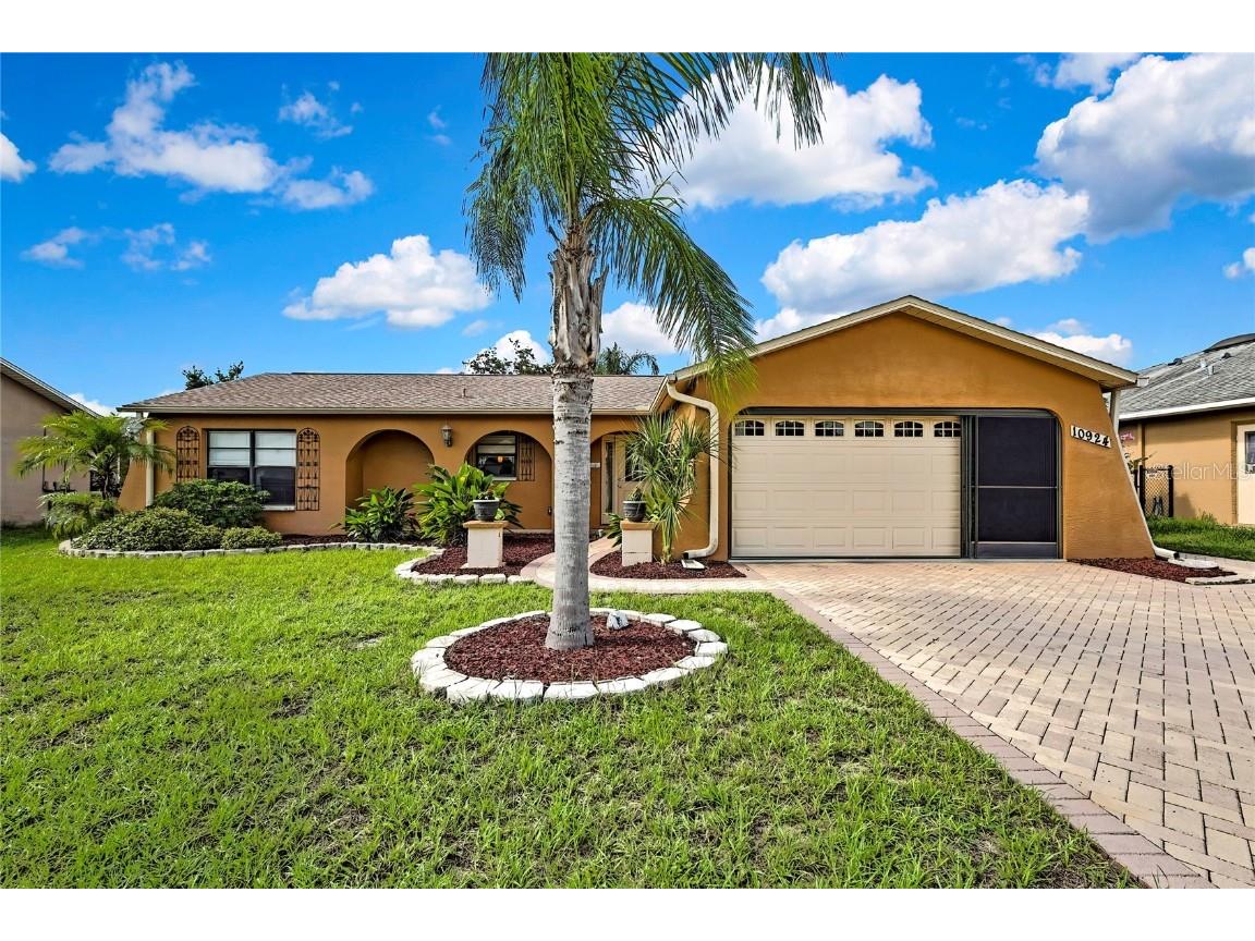 10924 Archway Avenue Hudson FL 34667 W7876660 image1