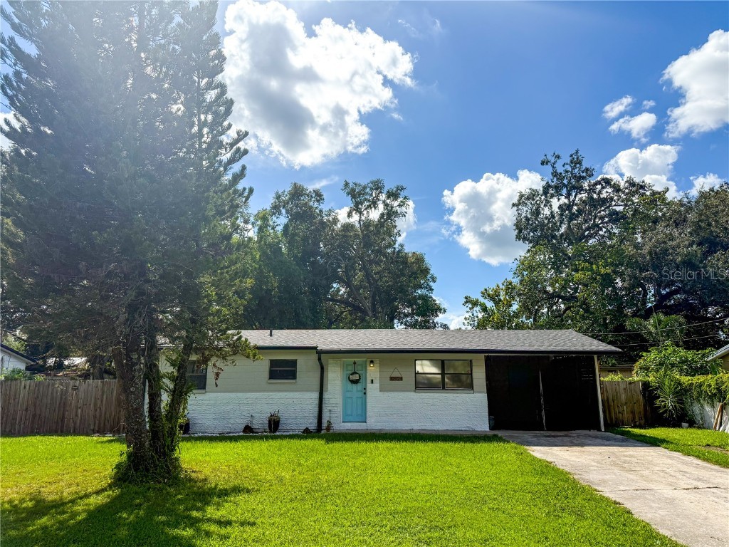 10924 N Boulevard Tampa FL 33612 TB8419646 image1