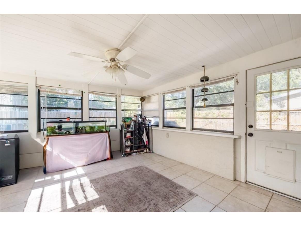 10924 N Boulevard Tampa FL 33612 TB8419646 image21