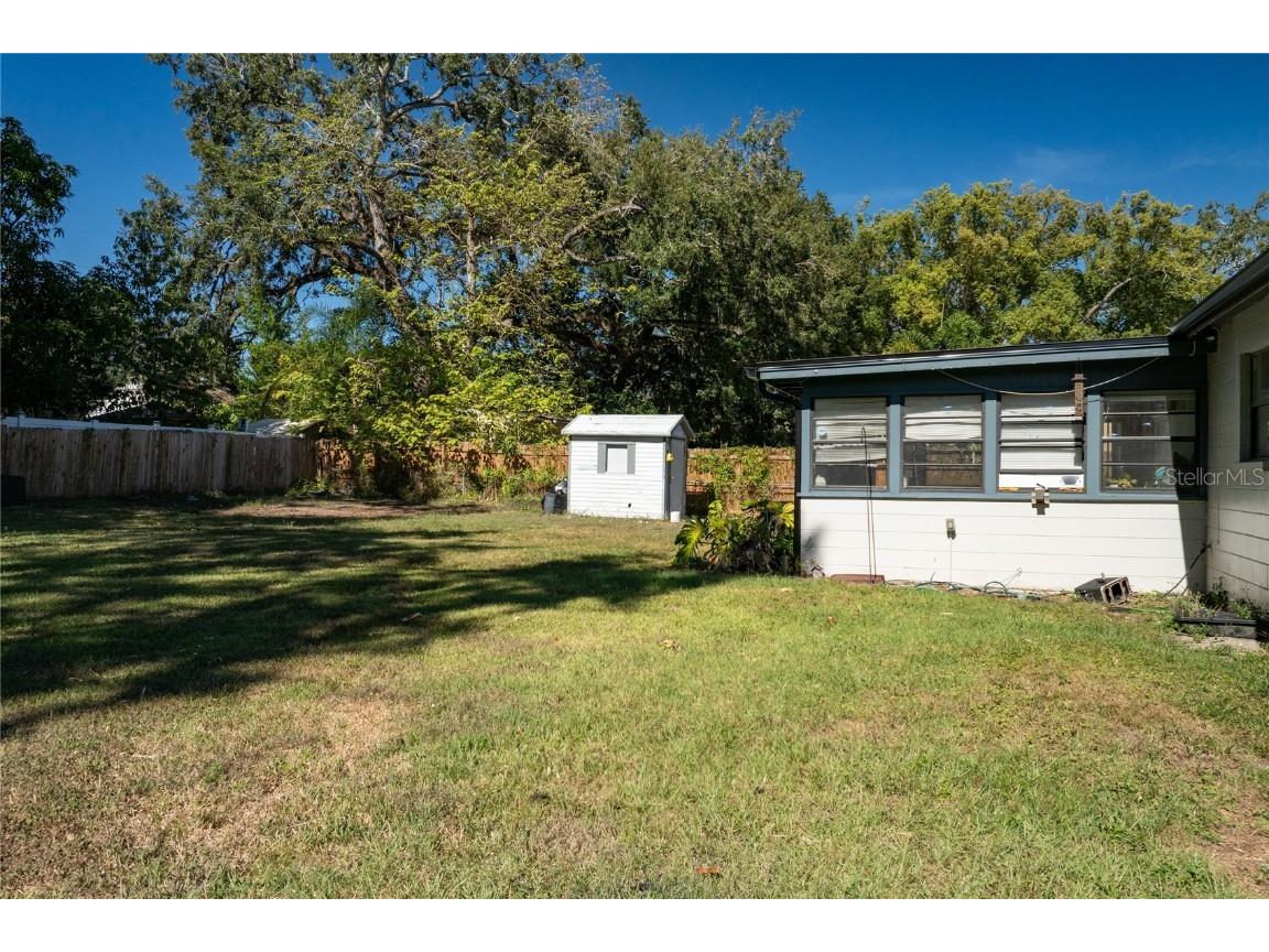 10924 N Boulevard Tampa FL 33612 TB8419646 image23