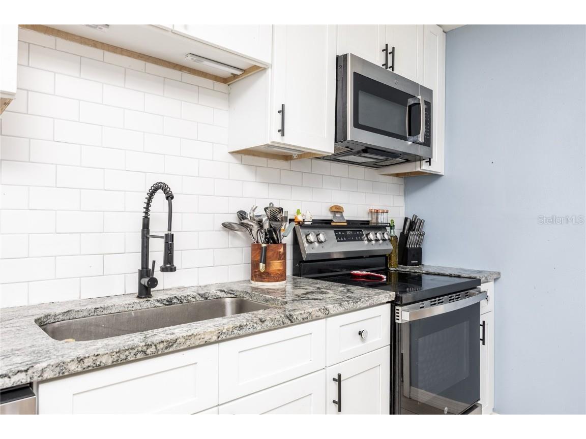 10924 N Boulevard Tampa FL 33612 TB8419646 image8