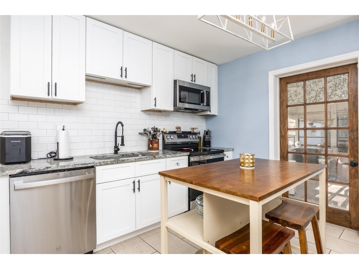 10924 N Boulevard Tampa FL 33612 TB8419646 image9