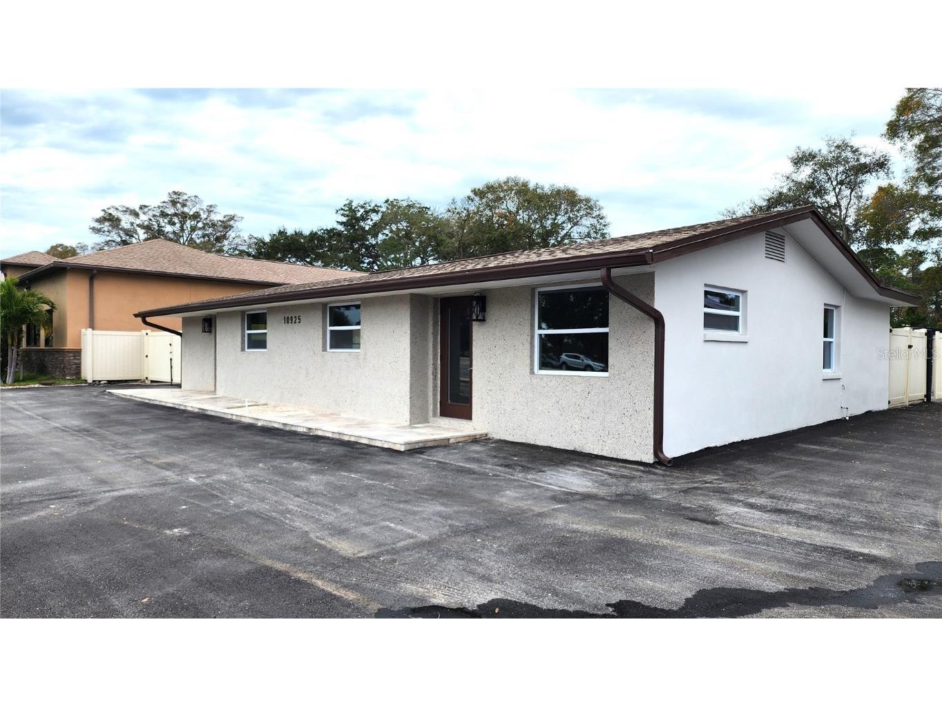 10925 Ulmerton Road Seminole FL 33778 U8230468 image1