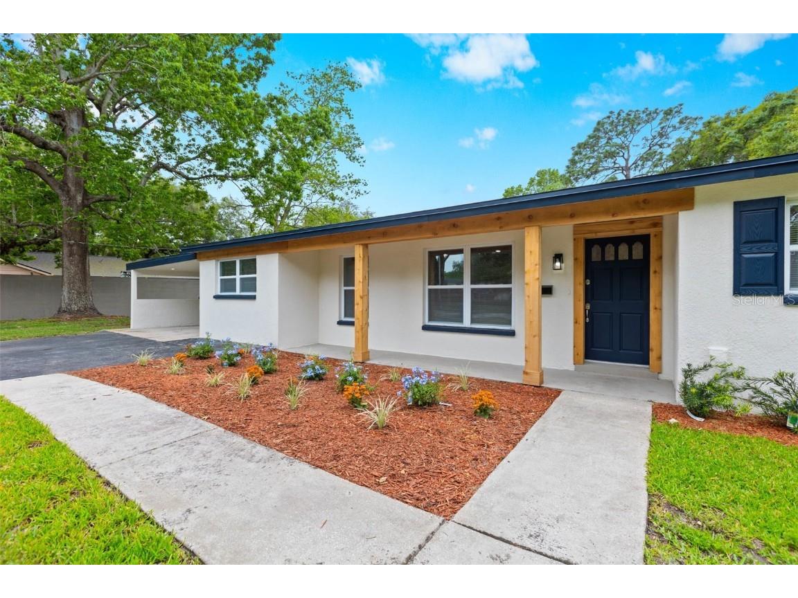 10926 Orange Grove Drive Tampa FL 33618 T3439258 image1