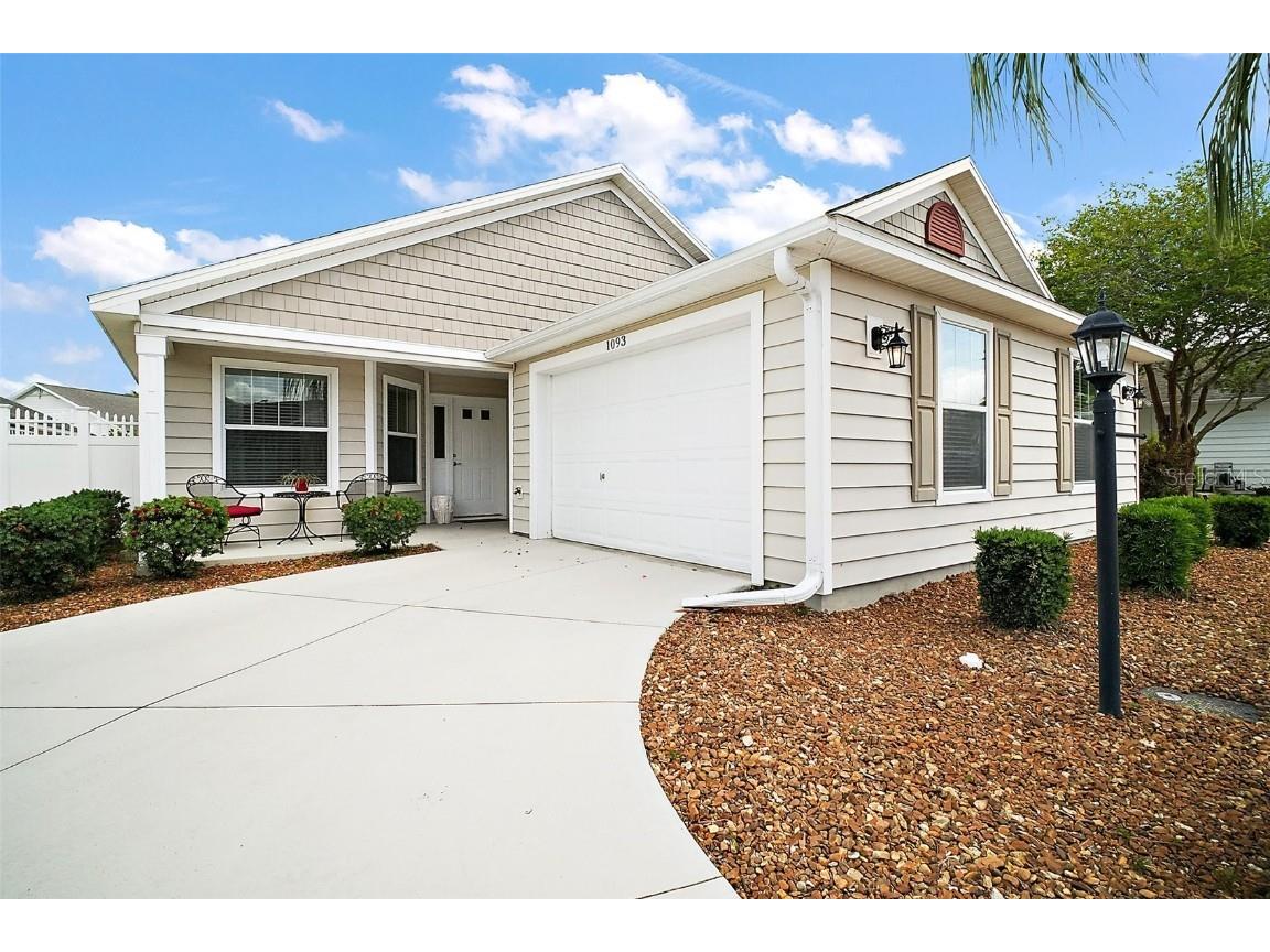 1093 Peninsula Street The Villages FL 32162 G5094629 image1