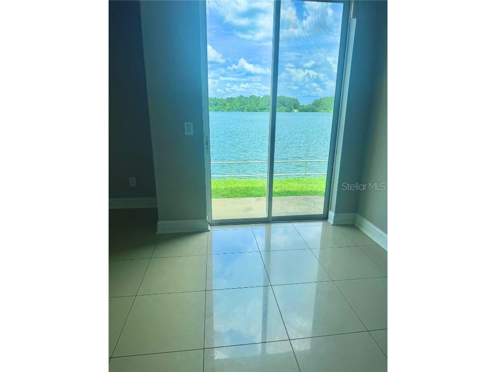 10930 Derringer Drive Orlando FL 32829 V4944154 image3