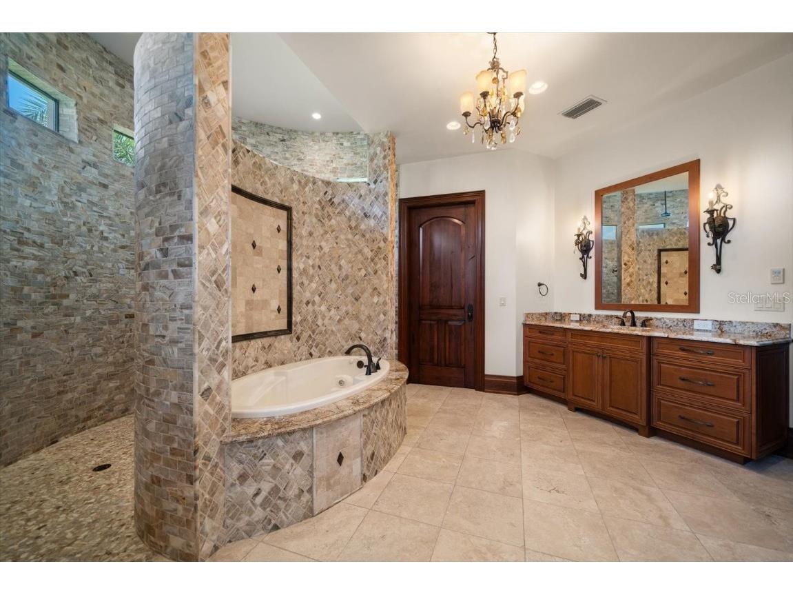 10930 Spring Street Largo FL 33774 - GULF OF AMERICA TB8401145 image26