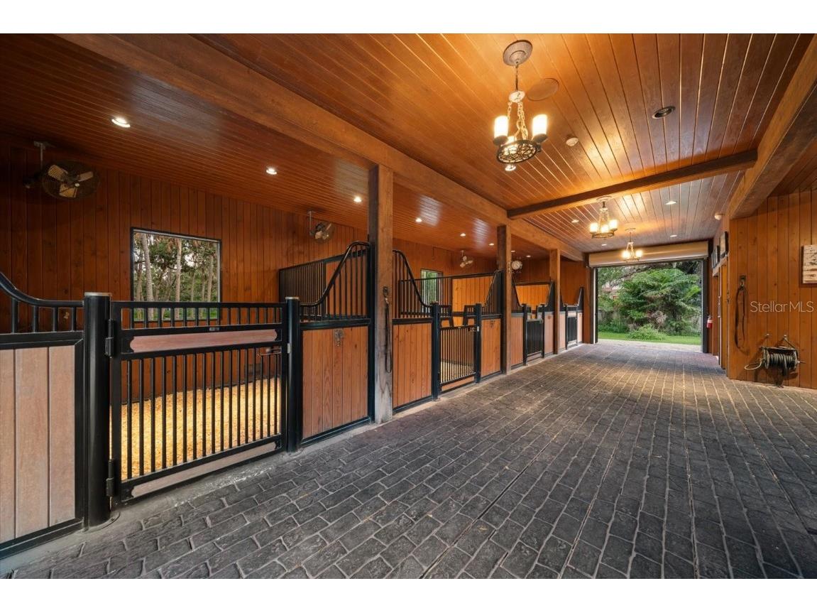 10930 Spring Street Largo FL 33774 - GULF OF AMERICA TB8401145 image62