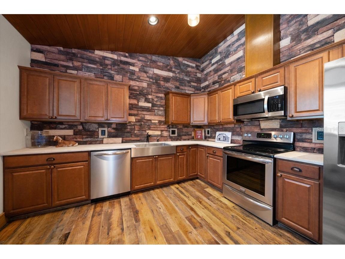 10930 Spring Street Largo FL 33774 - GULF OF AMERICA TB8401145 image71