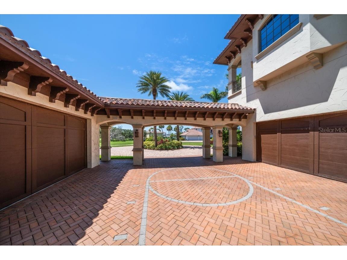 10930 Spring Street Largo FL 33774 - GULF OF AMERICA TB8401145 image90