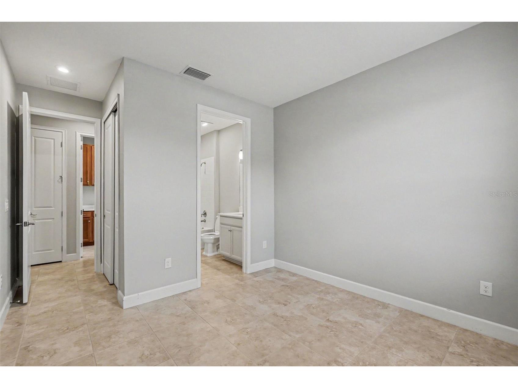 10930 Wendover Drive Palmetto FL 34221 TB8521196 image21