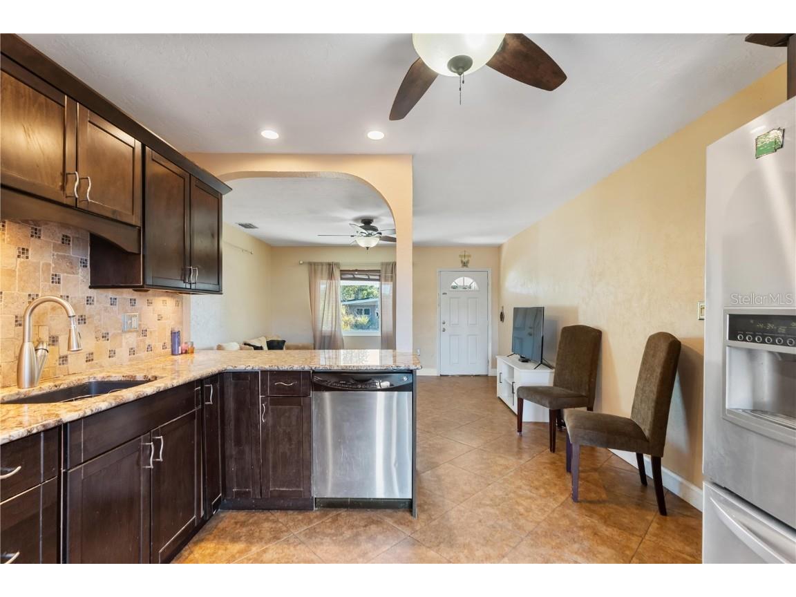 10931 110th Avenue Seminole FL 33778 W7880666 image12