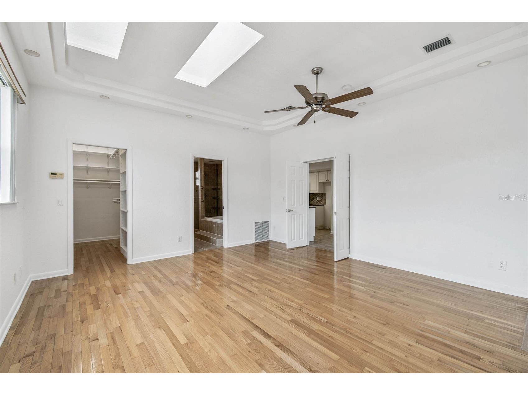 10931 Hammock Drive Largo FL 33774 TB8501365 image12