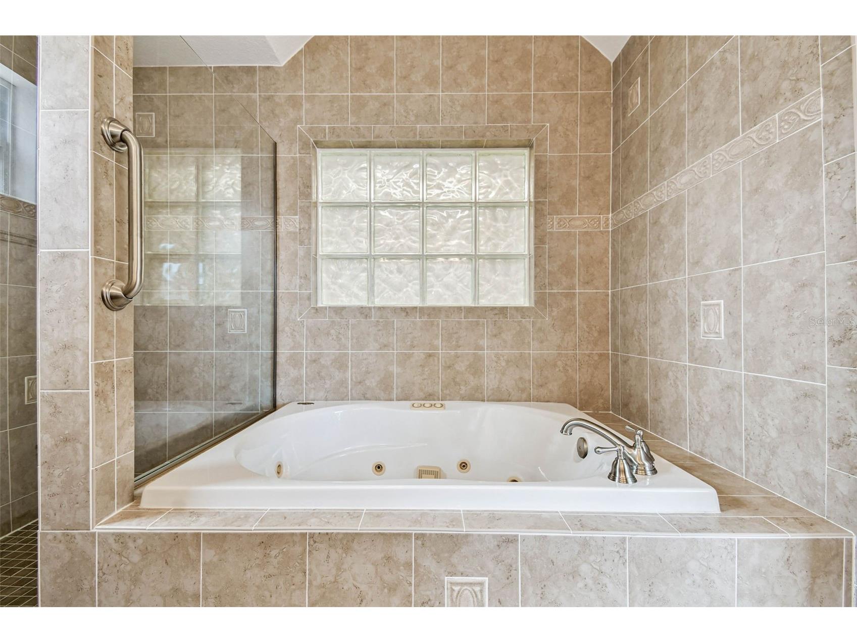 10931 Hammock Drive Largo FL 33774 TB8501365 image17