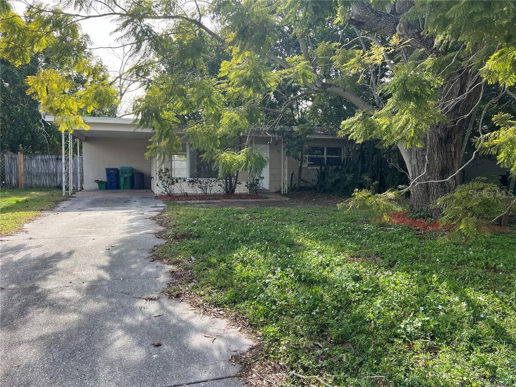 10932 Village Green Avenue Seminole FL 33772 U8226043 image1