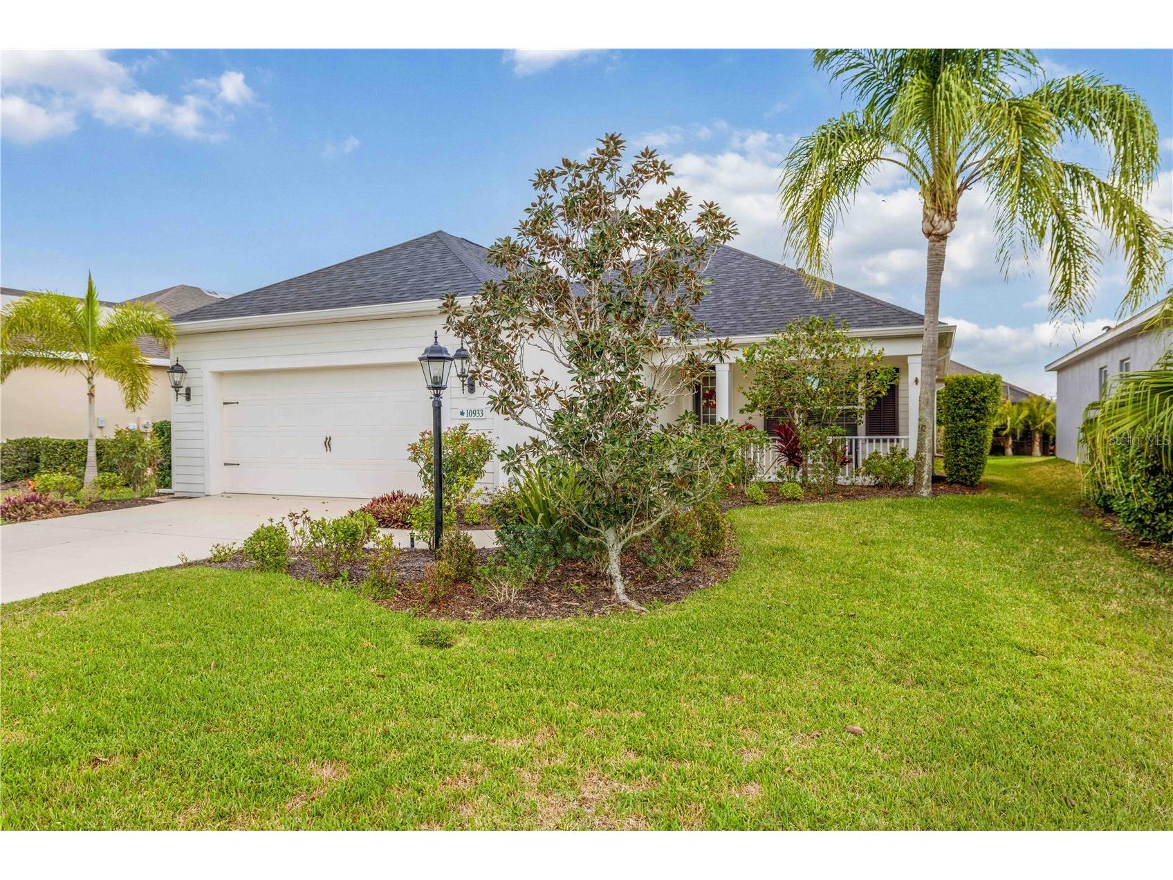 10933 Blue Magnolia Lane Parrish FL 34219 A4685404 image2