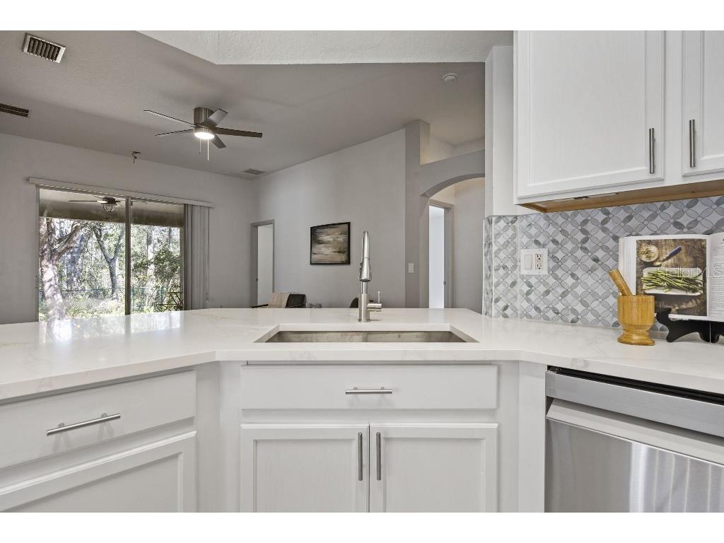 10934 May Apple Court Land O Lakes FL 34638 TB8473381 image12