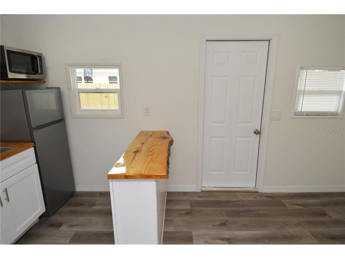 10934 N Boulevard Tampa FL 33612 TB8461800 image15