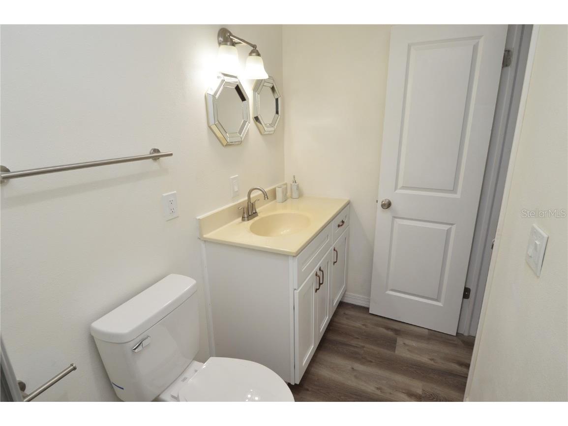 10934 N Boulevard Tampa FL 33612 TB8461800 image29