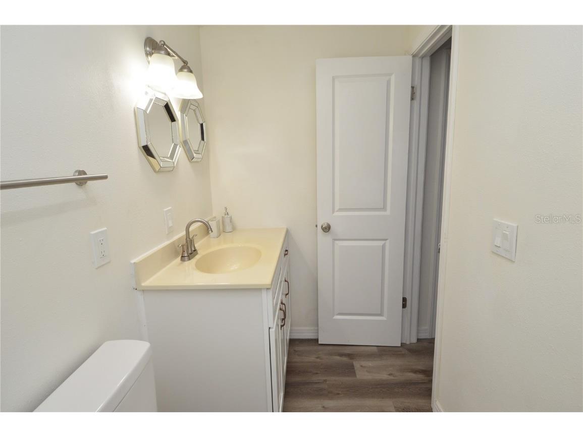 10934 N Boulevard Tampa FL 33612 TB8461800 image30