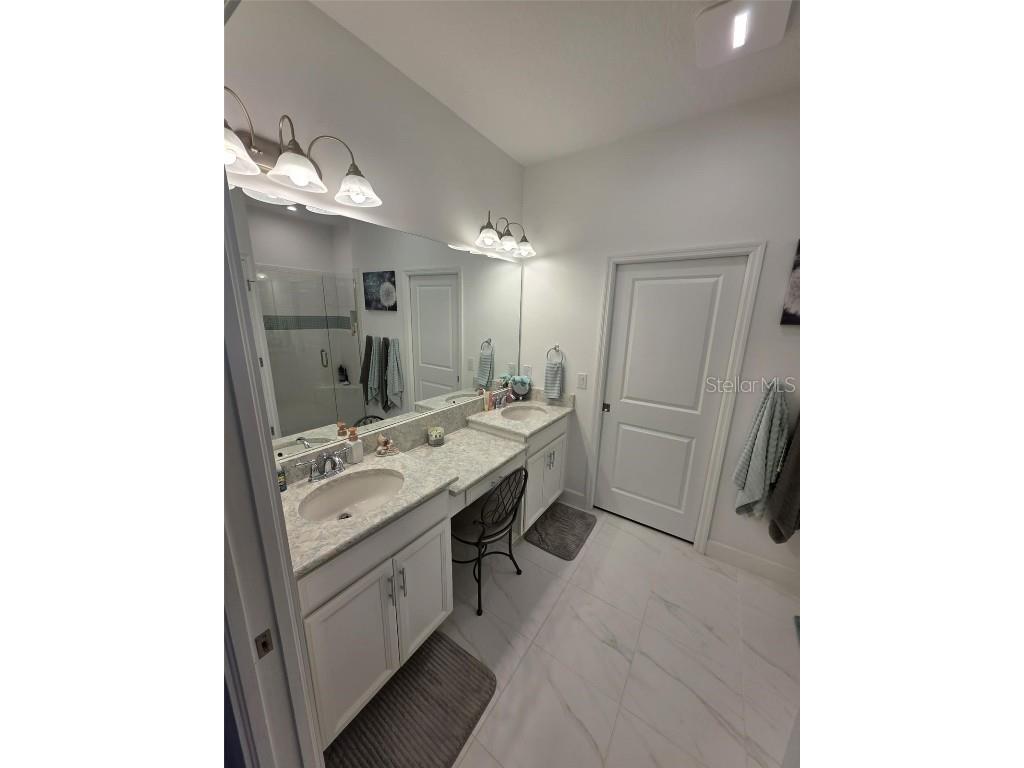 10934 Wendover Drive Palmetto FL 34221 TB8432866 image13