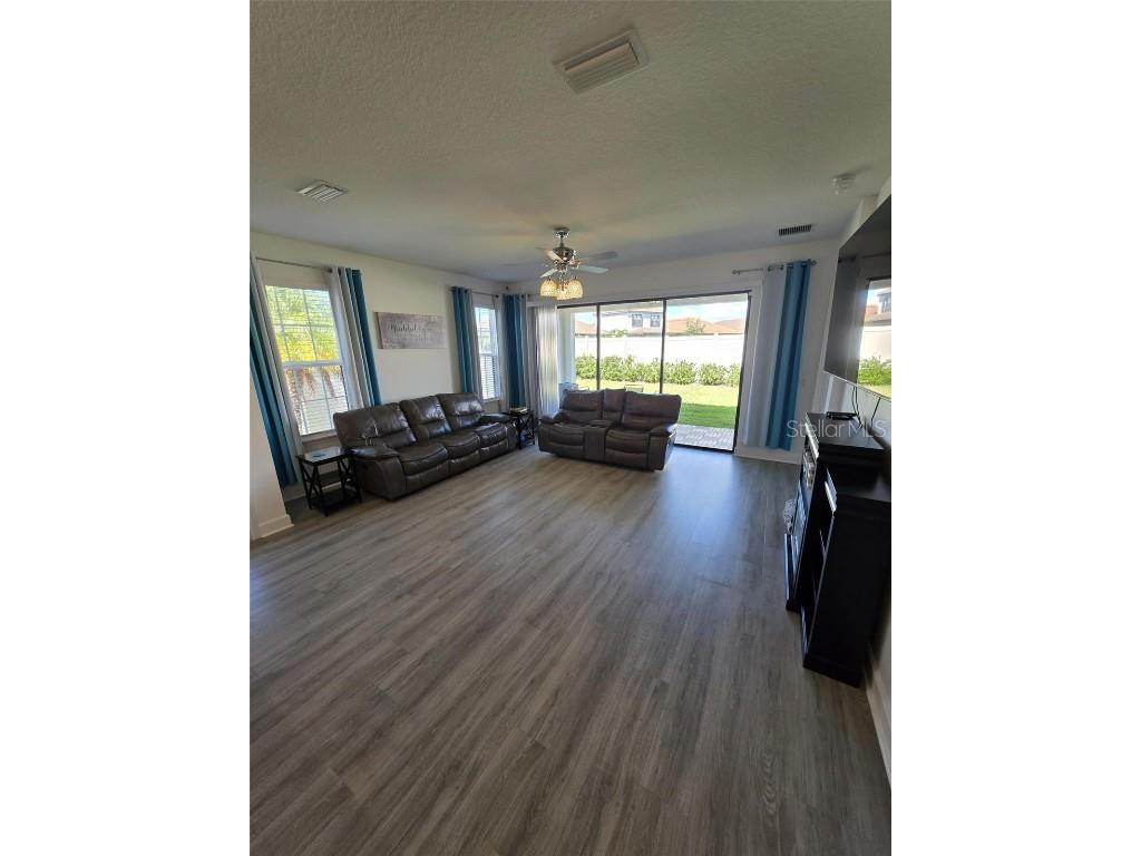 10934 Wendover Drive Palmetto FL 34221 TB8432866 image5