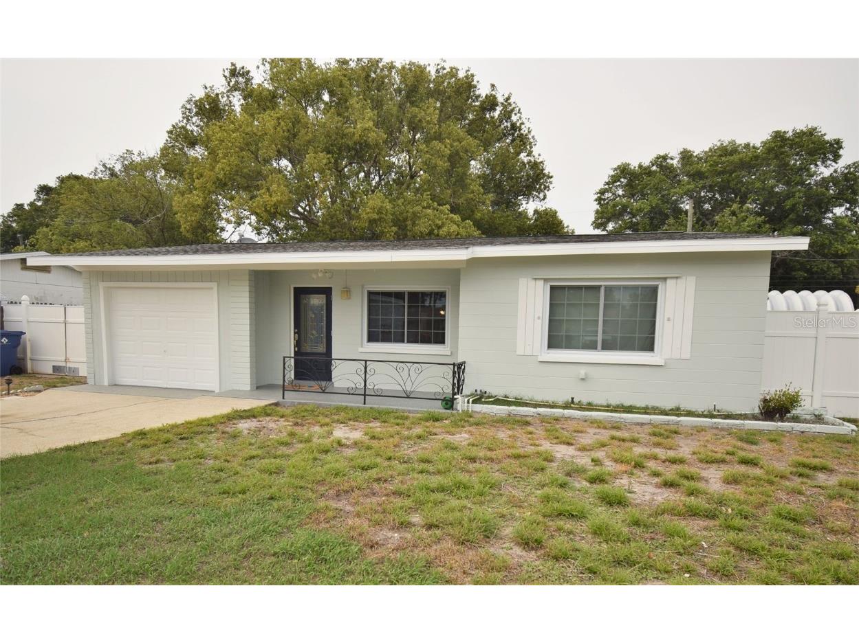 10935 114th Place Largo FL 33778 U8198396 image1