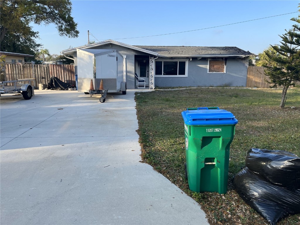 10935 Oakdale Terrace Seminole FL 33772 J961559 image1