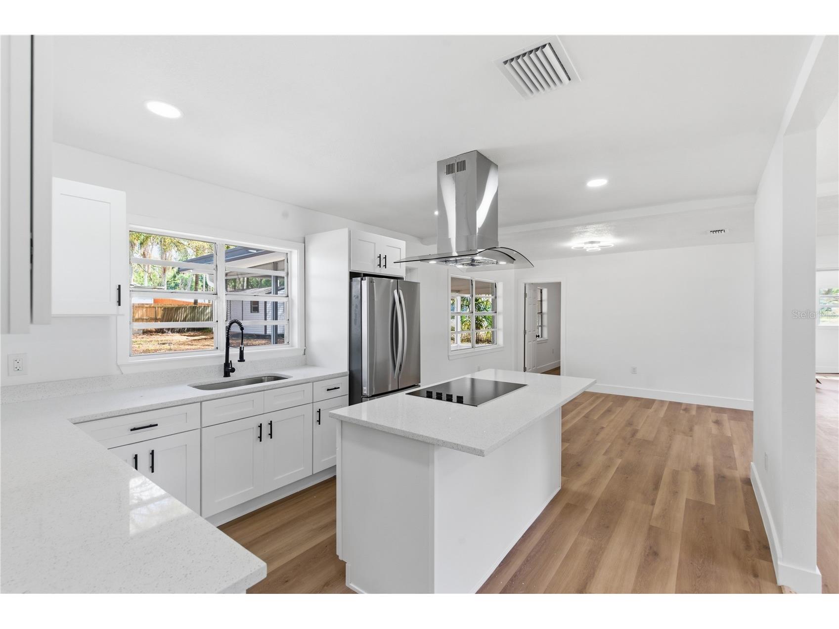 10945 N Boulevard Tampa FL 33612 O6423083 image17