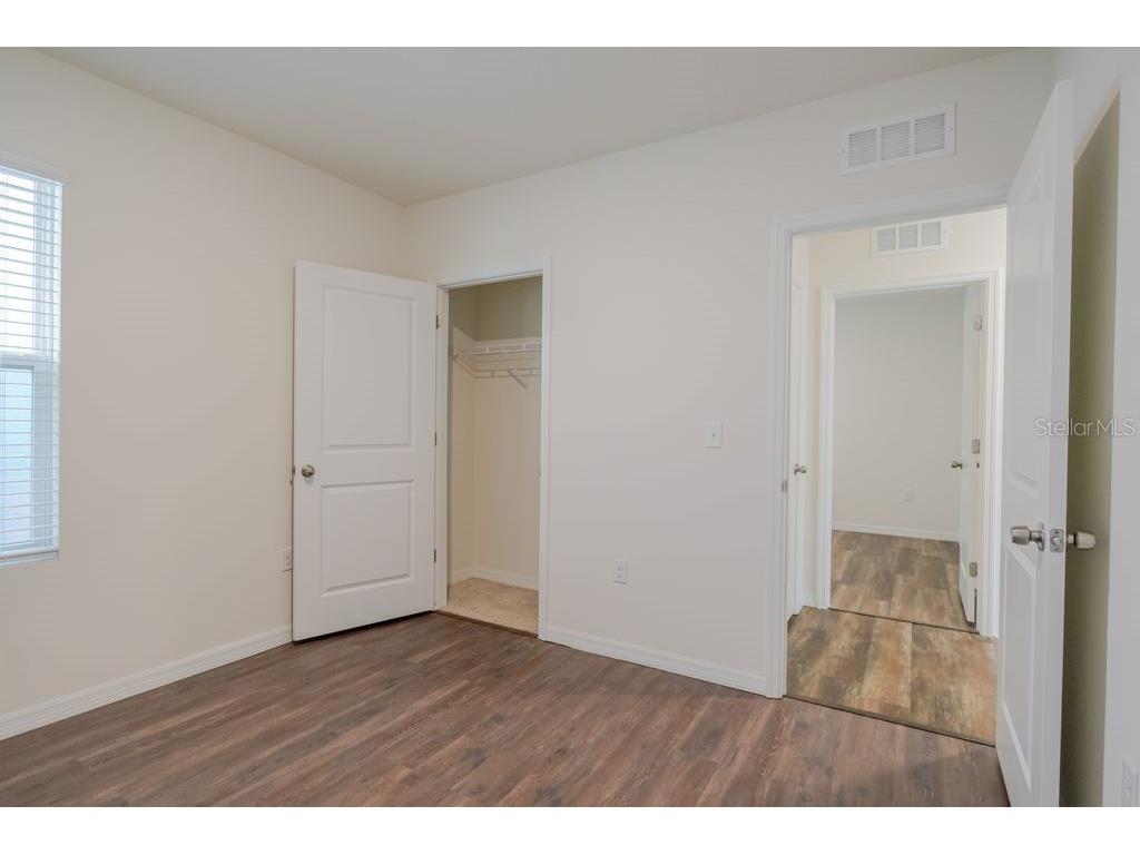 10945 Trailing Vine Drive Tampa FL 33610 TB8445078 image18