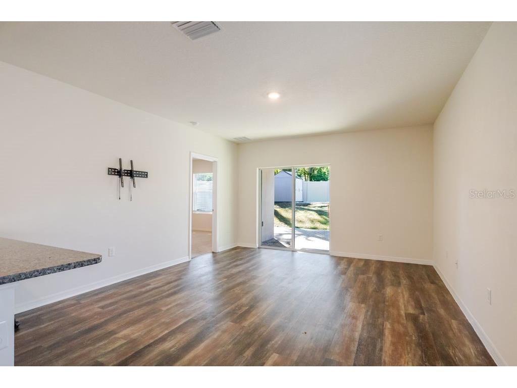 10945 Trailing Vine Drive Tampa FL 33610 TB8445078 image4