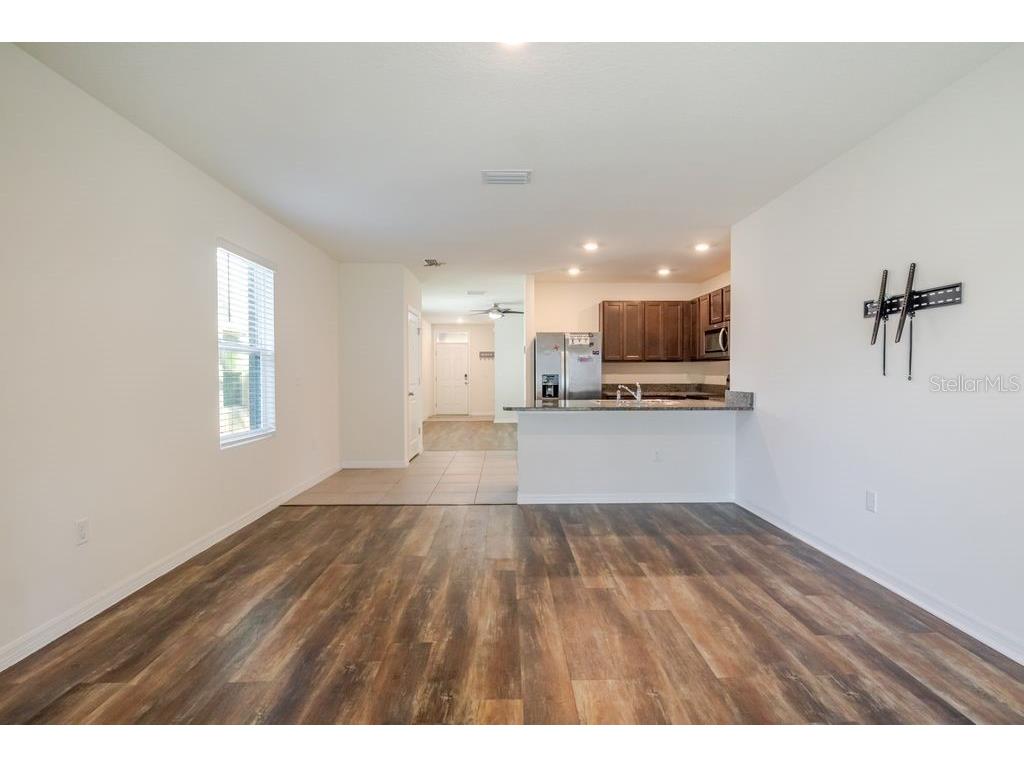 10945 Trailing Vine Drive Tampa FL 33610 TB8445078 image6