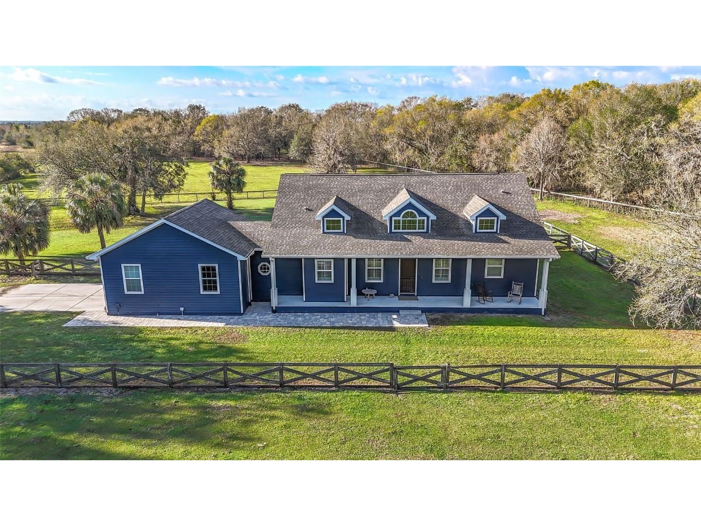 10946 Gun Dog Way Lithia FL 33547 TB8351075 image1