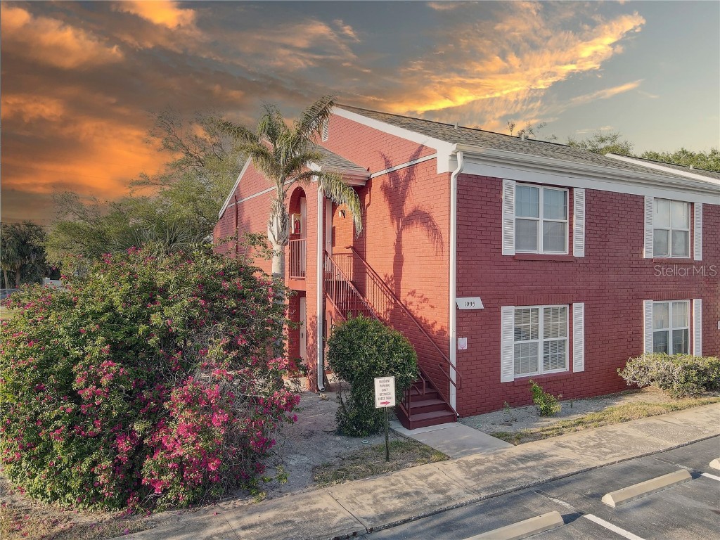 1095 82nd Terrace N #1095A Saint Petersburg FL 33702 TB8370546 image1