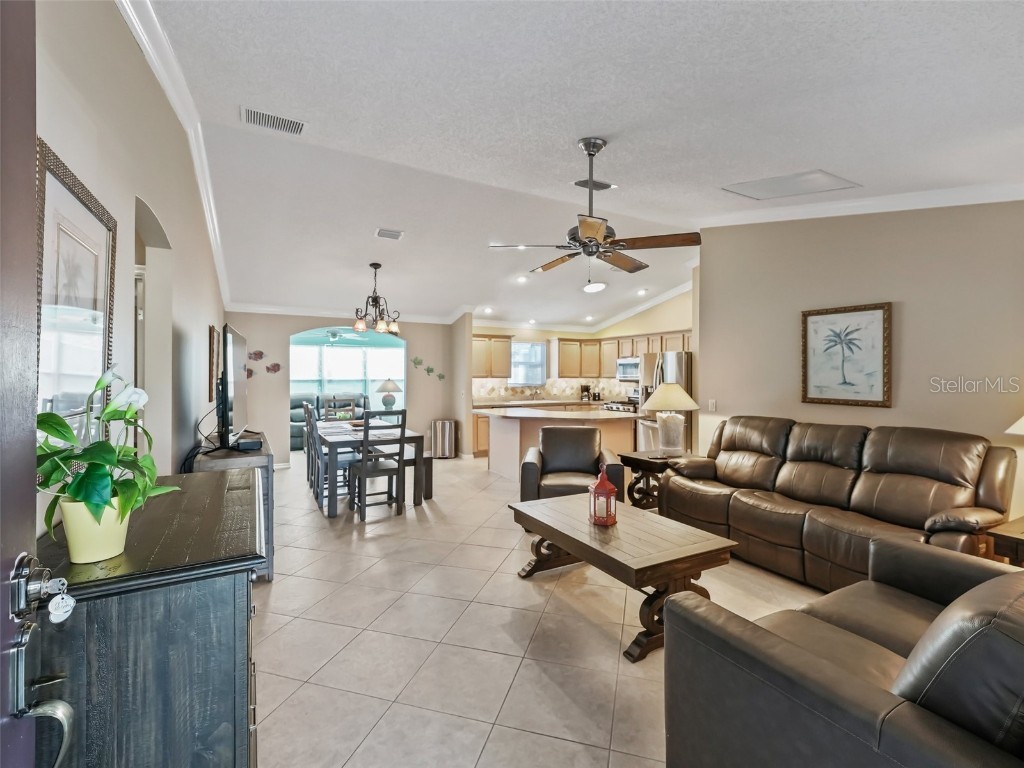 1095 Blythe Way The Villages FL 32162 OM704890 image3