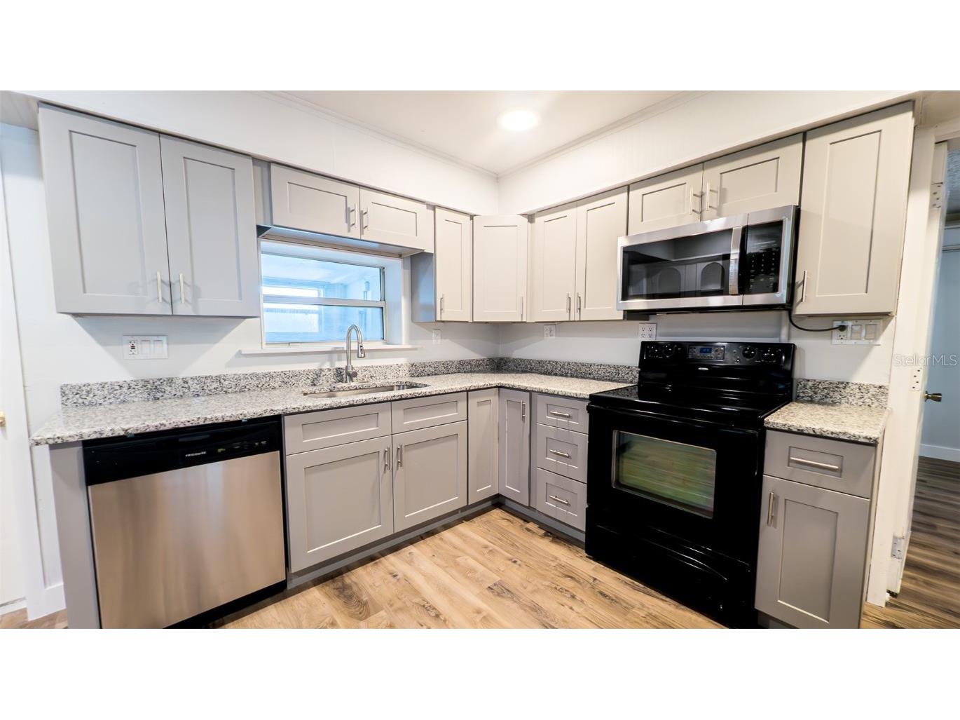 1095 Golden Isle Drive Mount Dora FL 32757 O6347217 image3