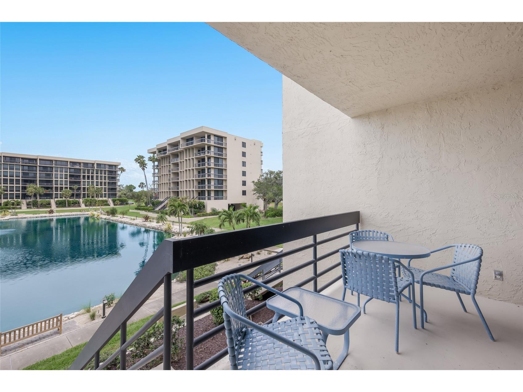 1095 Gulf Of Mexico Drive #102 Longboat Key FL 34228 - GULF OF MEXICO A4693425 image24